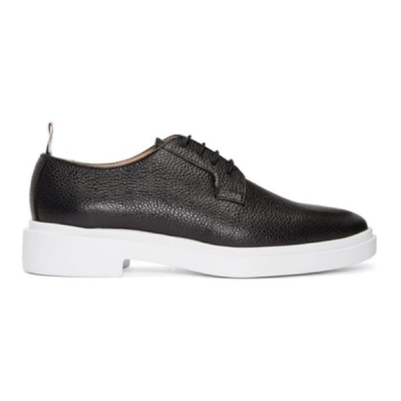 Thom Browne Pebble Grain Leather Black Blucher Contrast Sole Derbys - Picture 1 of 13